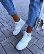 Белое Удобные кроссовки на каждый день с высоким кантом