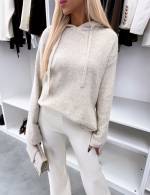 Pelēks Mīksts Džemperis Ar Kapuci