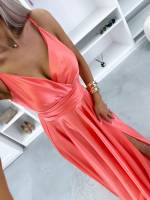 Violets Maksi Kleita Ar šķēlumu