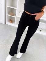 Must Alt Laiema Lõikega Mugavad Teksad