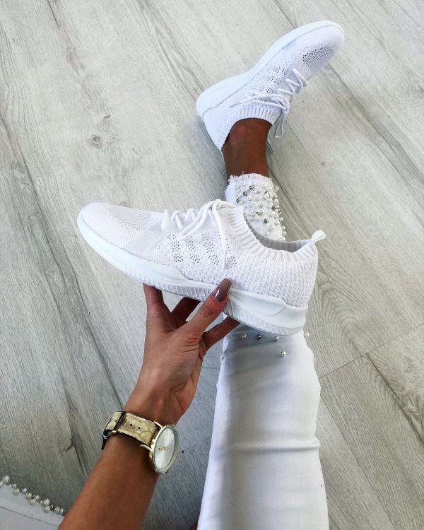 White Super Light And Comfortable Casual Shoes