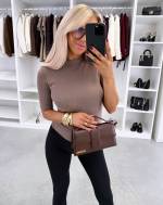 Ruda Minkštas, Tampriai Priglundantis Viršus