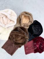 Pruun Kaelusega Müts