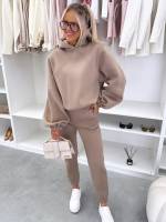 Roosa Dressikomplekt