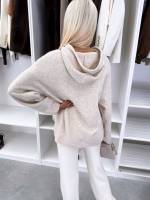 Pelēks Mīksts Džemperis Ar Kapuci