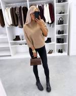 Розовый Уютный свитер с высоким воротом