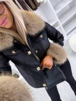 Tumši Sarkans Oderēta Parka Ar Siltu Iekšpusi