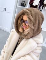 Pruun Kaelusega Müts