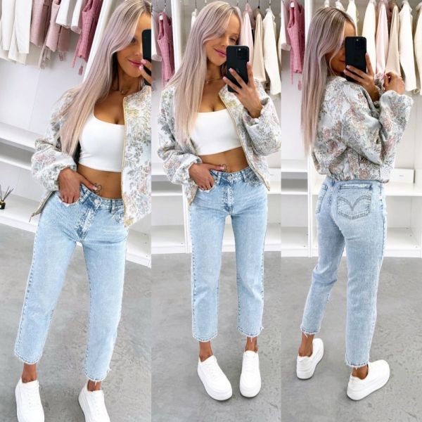 Helesinine Pehmed Ja Mugavad Mom Fit Teksad