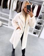 Czarny Lekki I Miękki Płaszcz Zapinany Na Napy