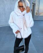 Must Luksuslik Kapuutsiga Kasukas