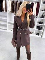 Tumepunane Vööga Pintsakkleit