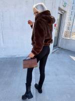 Brūns Mīksta Jaka Ar Rāvējslēdzēju