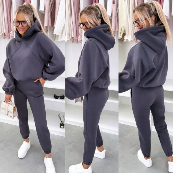 Tumehall Dressikomplekt