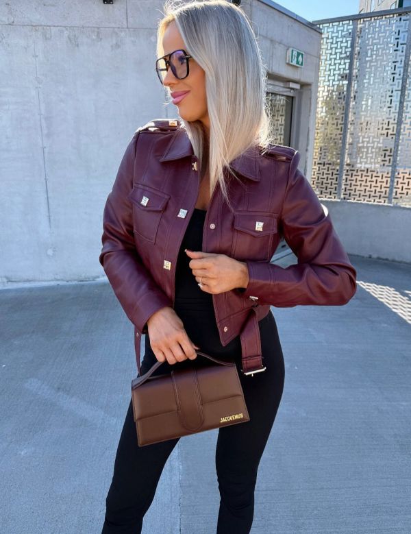 Dark Red 