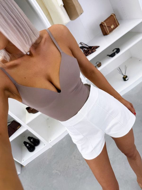 Taupe Modelujące Body Ze Stretchem