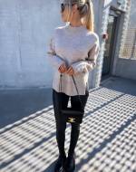 Šviesiai Smėlio Spalvos Soft Sweater With Slit