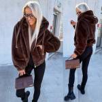 Melns Mīksta Jaka Ar Rāvējslēdzēju