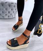 Черный Удобные туфли на платформе с золотыми деталями